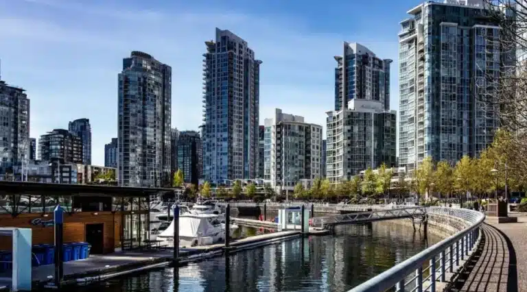 Scopri il Canada con Orca Education
